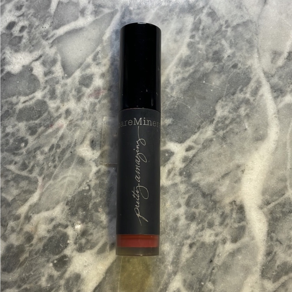 BareMinerals Pretty Amazing Lip Gloss Rouge